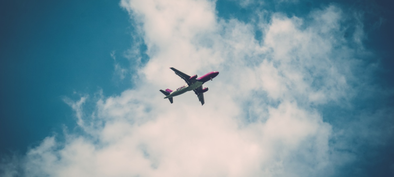Aumenta un 145% las búsquedas de vuelos desde móviles en España