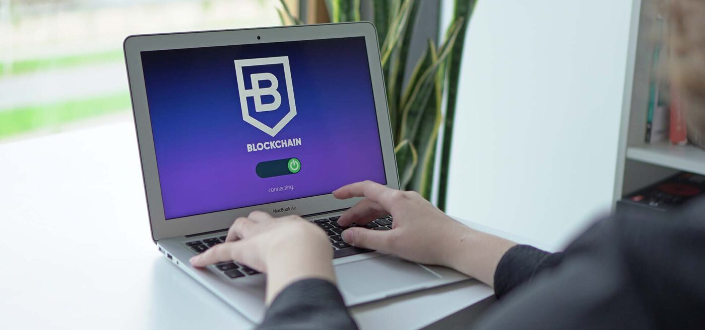 - 7 tendencias del sistema financiero que definirán el futuro de la dirección financiera blockchain sistema financiero