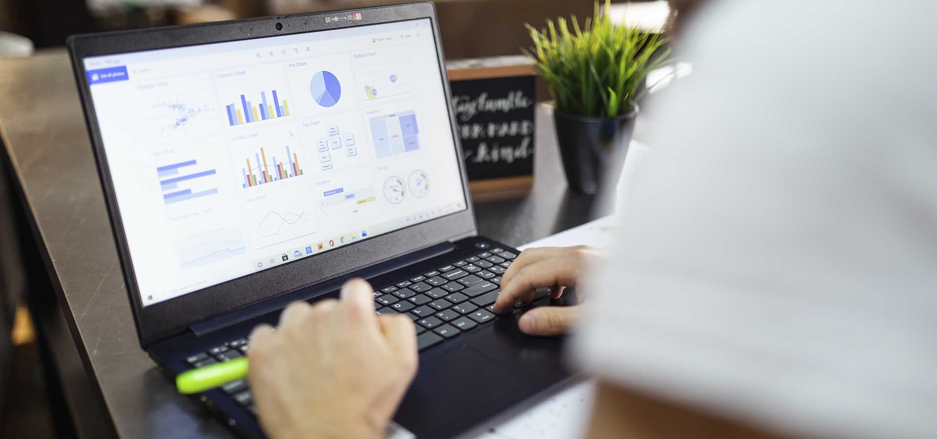 El periodo medio de pago a proveedores está relacionado con el periodo medio de cobro de clientes.