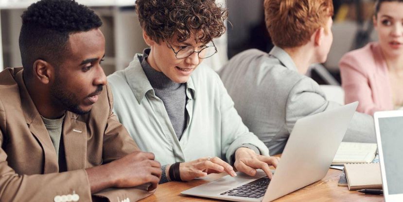 Nubhora presenta una nueva función que potencia la comunicación interna