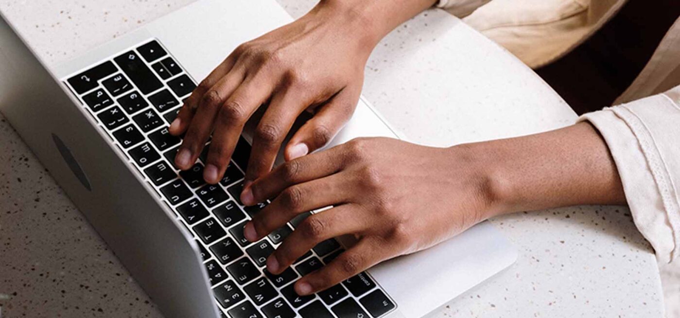 La tarjeta virtual es la solución ideal para las compras y suscripciones de empresa.