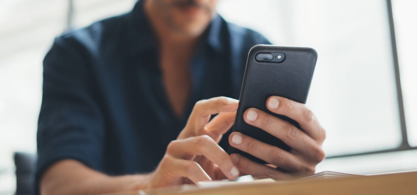 - Gestionar las suscripciones de empresa en 4 pasos El departamento de marketing es el que tiene que gestionar suscripciones más a menudo.