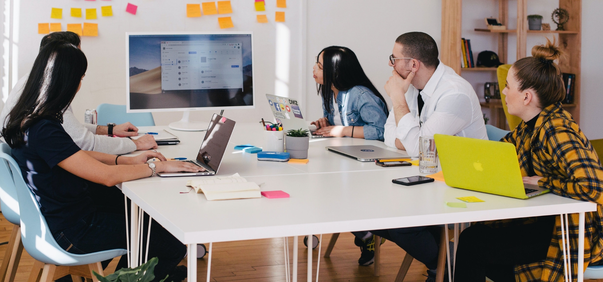 - Onboarding: ¿Cómo mejorar el plan de acogida de tu empresa? Brindar formación en el plan de acogida