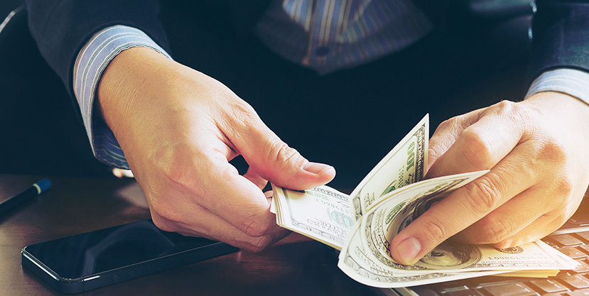 - ¿Qué es y para qué sirve la caja chica en México? La caja chica sirve para el pago con dinero en efectivo