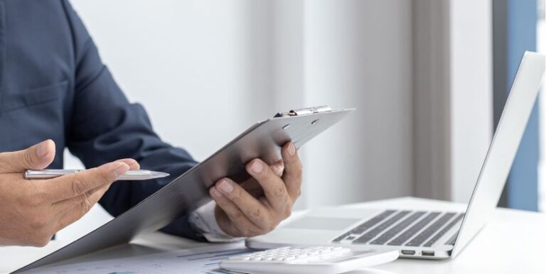 Gestiona los gastos operativos de tu empresa