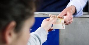 Calcular portagens e combustível nas viagens de empresa