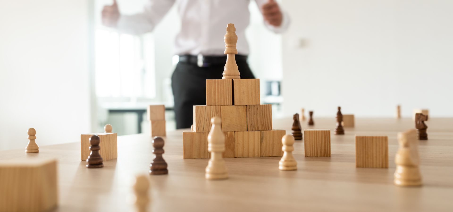 - 6 tipos de liderazgo empresarial y sus beneficios conoce los tipos de liderazgo empresarial