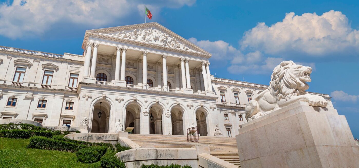 - Viagem de trabalho: direitos e deveres do trabalhador Viagem de trabalho Assembleia da República Portugal