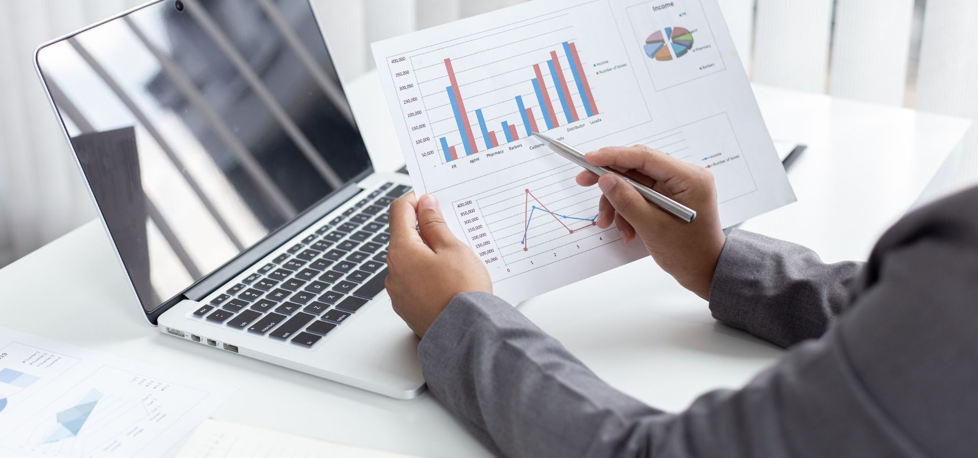 Quais são os funções do diretor de finanças