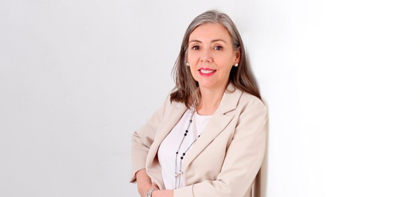 - Top 10 influencers en Recursos Humanos que transformarán tu perspectiva profesional Influencers RRHH Claudia Cárdenas