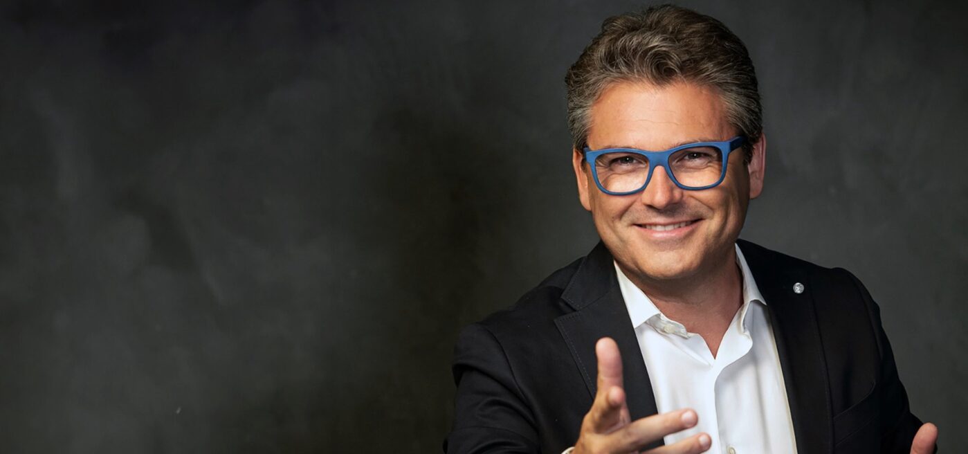 - Top 10 influencers en Recursos Humanos que transformarán tu perspectiva profesional Influencers RRHH Marc Vidal