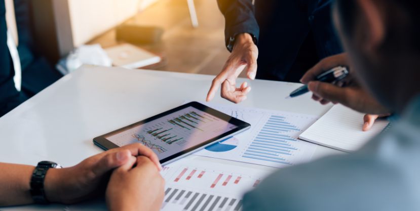 Cómo gestionar eficientemente los inventarios para optimizar el fondo de maniobra